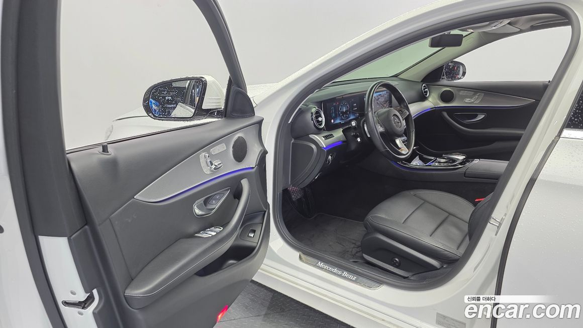 Mercedes-Benz E-Class 2017