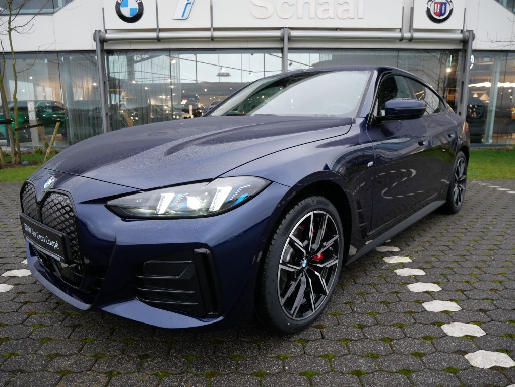 BMW i4
