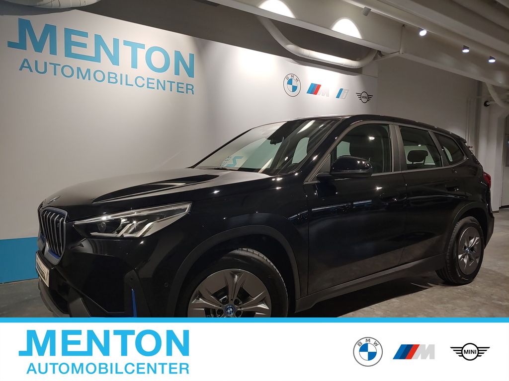 BMW iX1 2023