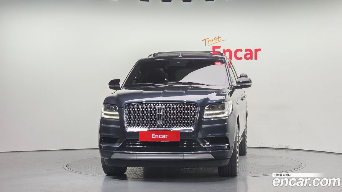 Lincoln Navigator 2021