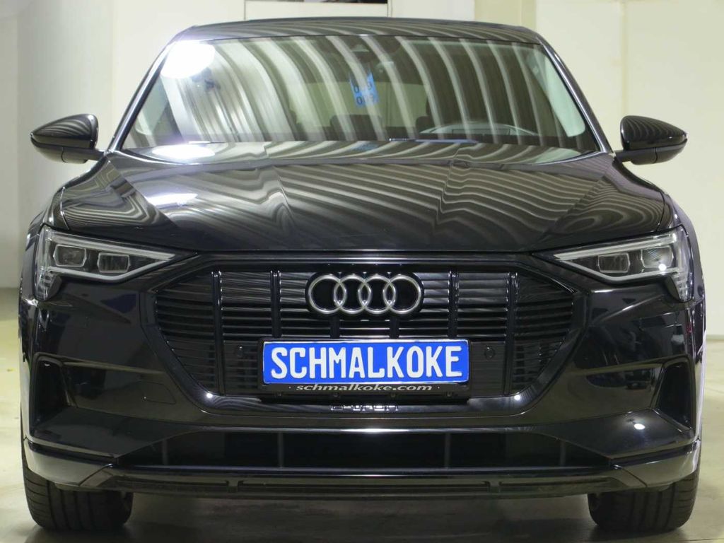 Audi e-tron 2023