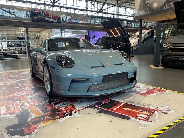 Porsche 992 2025