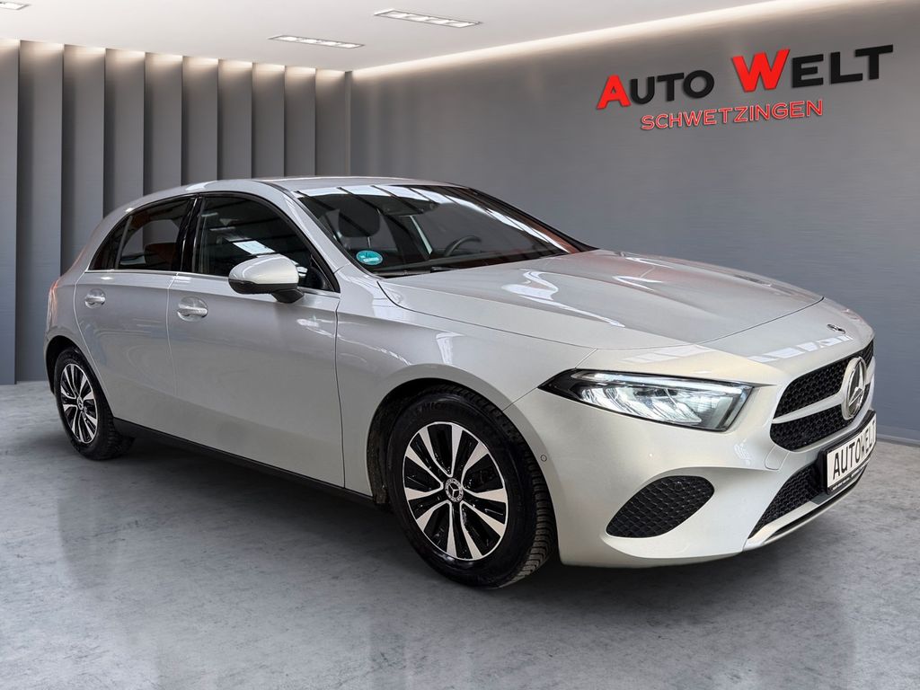 Mercedes-Benz A 180 2023