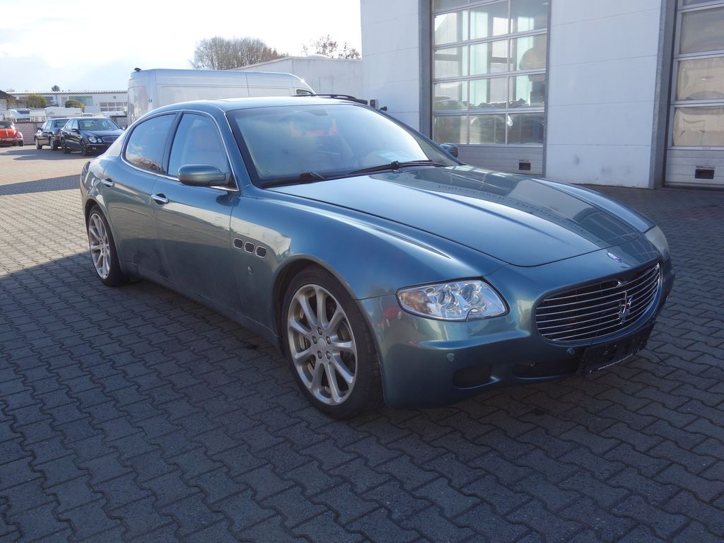 Maserati Quattroporte 2005