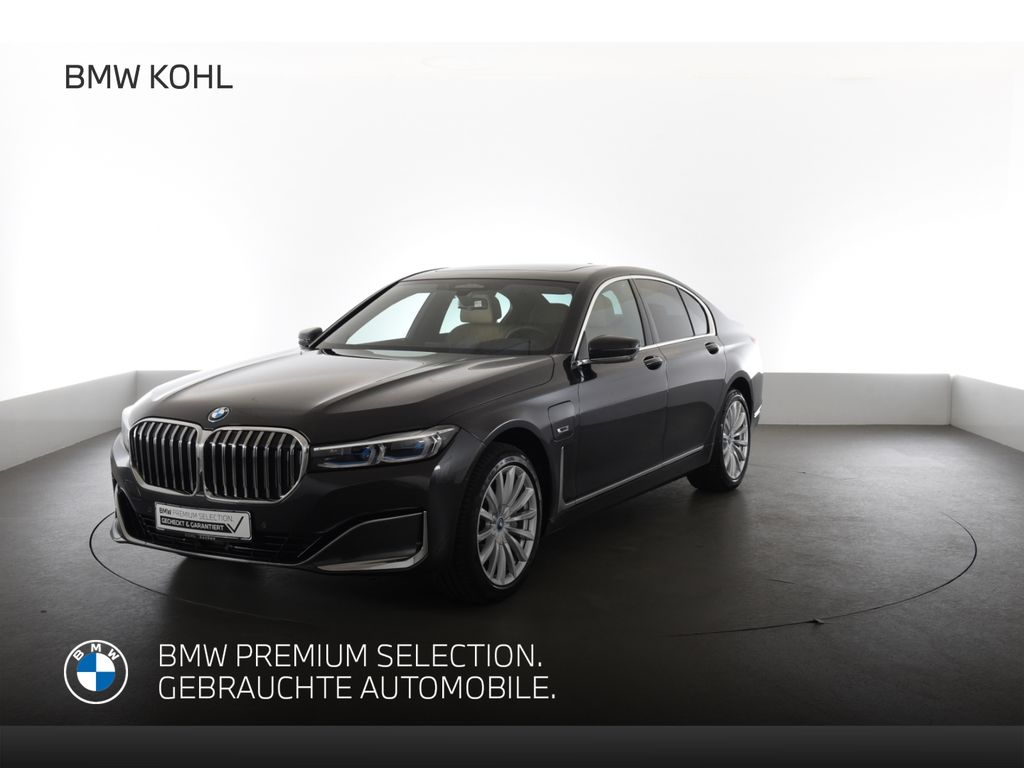 BMW 745 2022