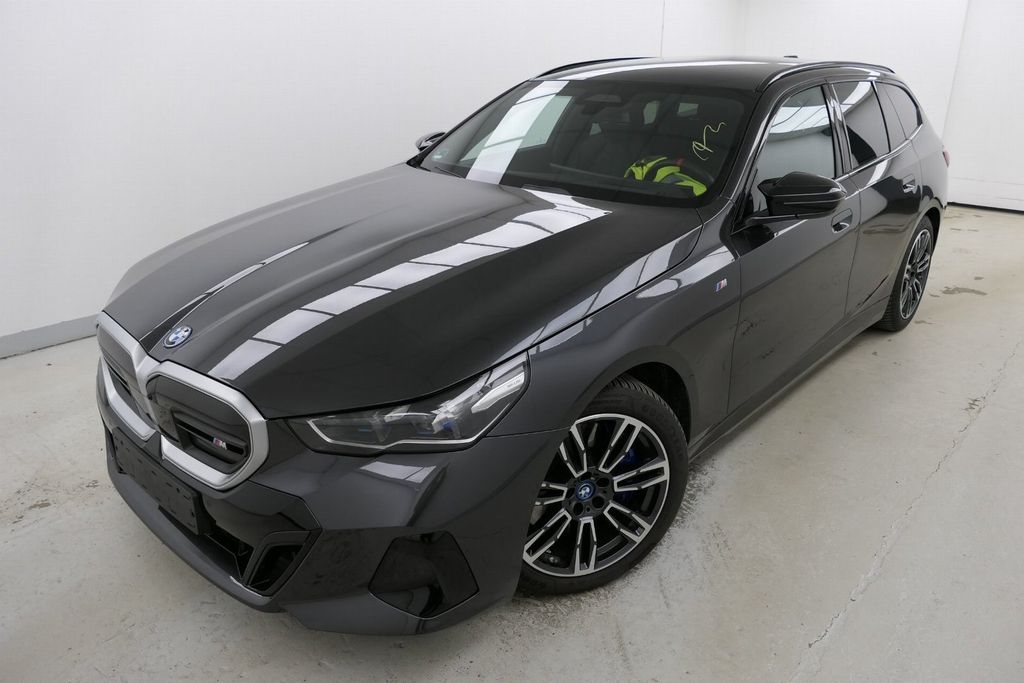 BMW i5 2024