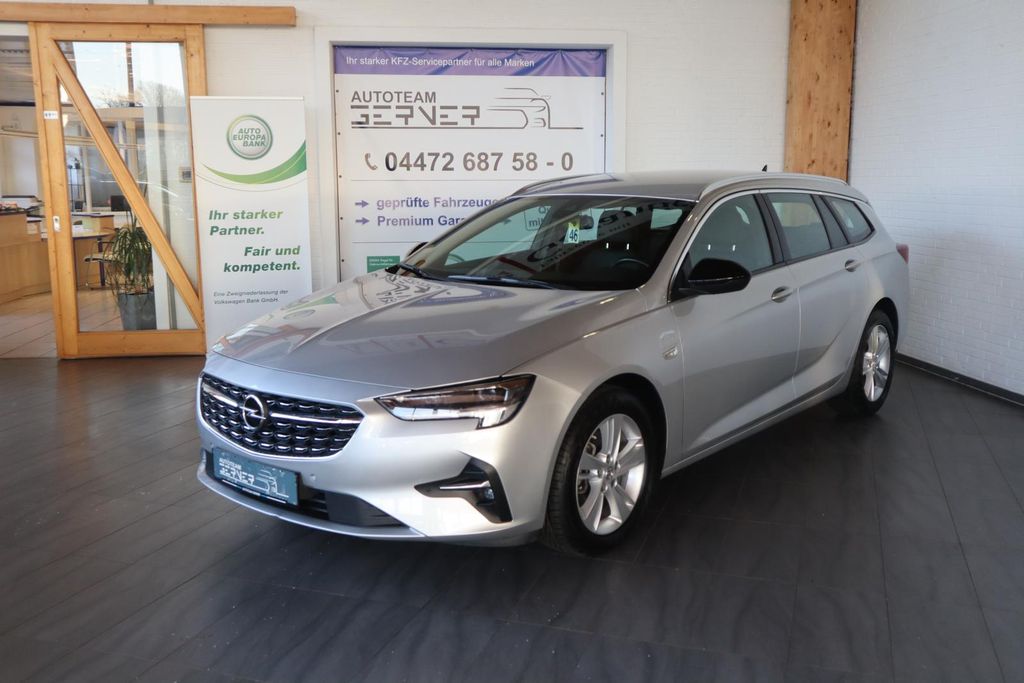 Opel Insignia 2022