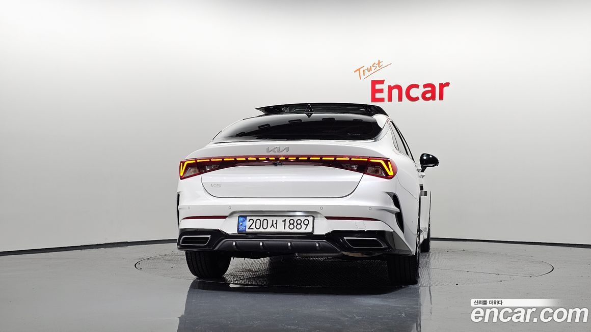 Kia K5 2023