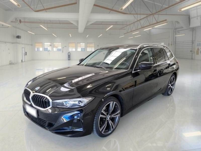 BMW 318 2023