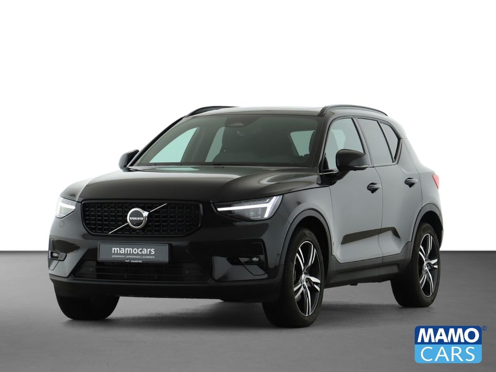 Volvo XC40 2025
