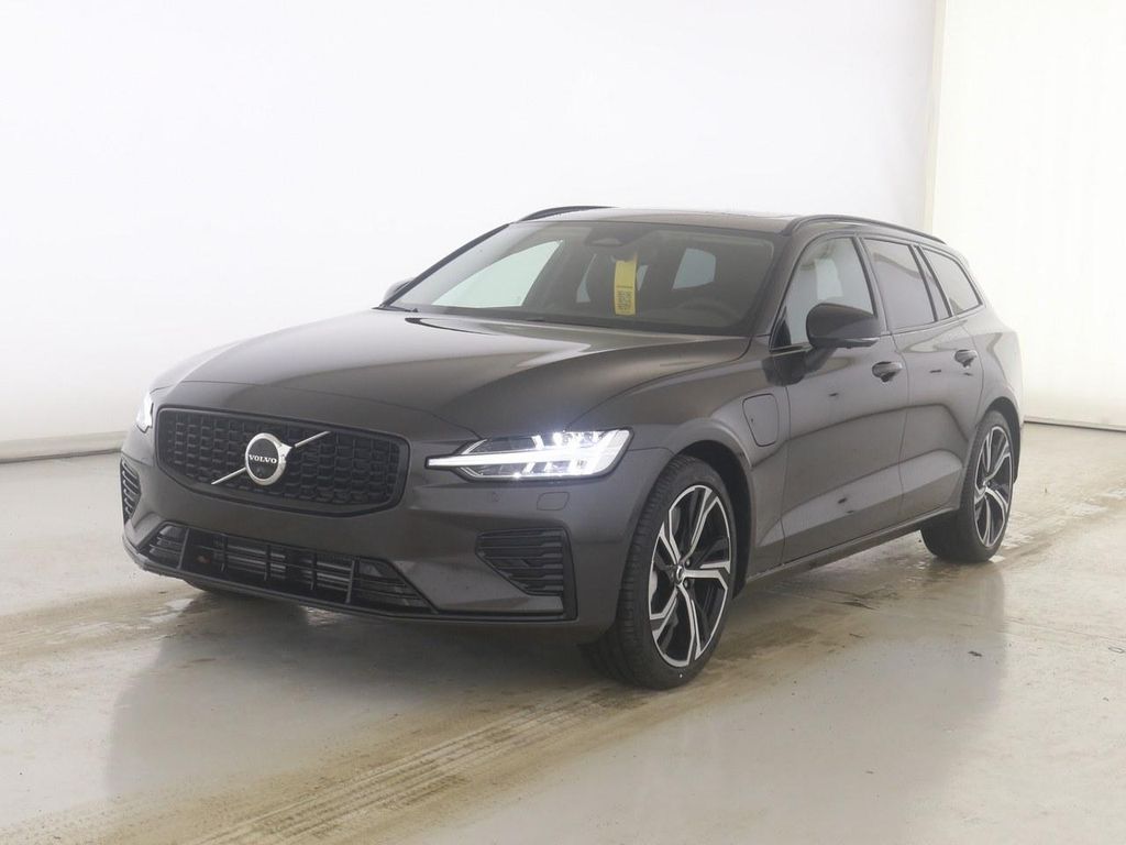 Volvo V60 2025