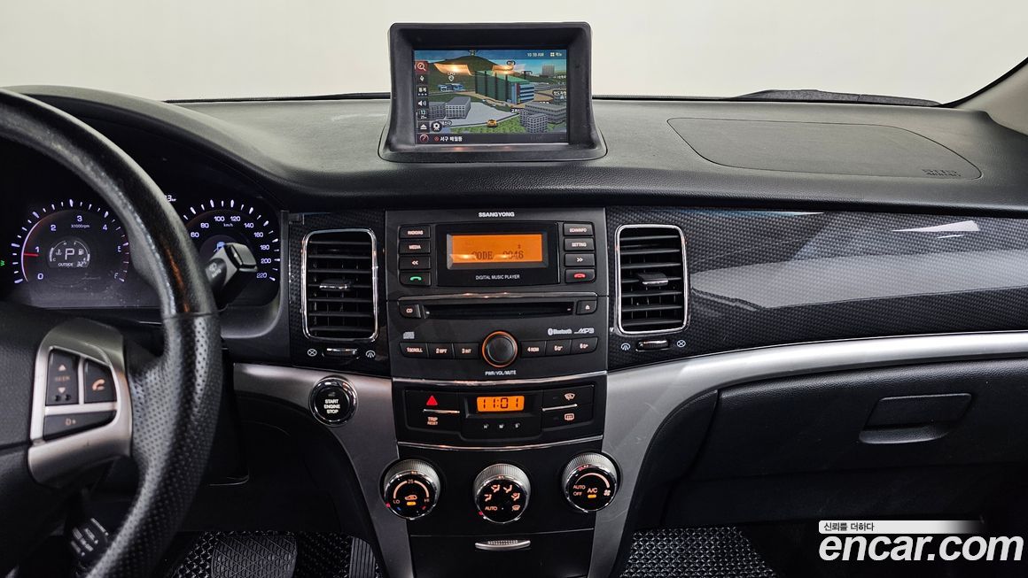 KG_Mobility_Ssangyong KORANDO 2012