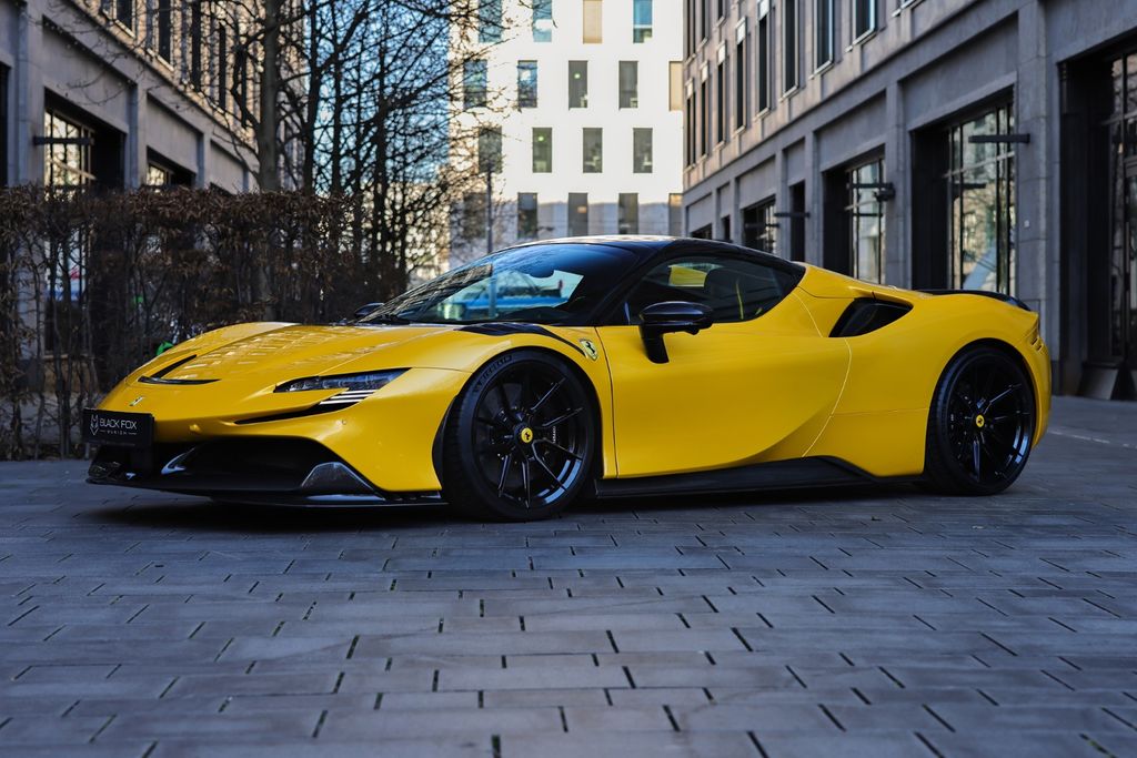 Ferrari SF90