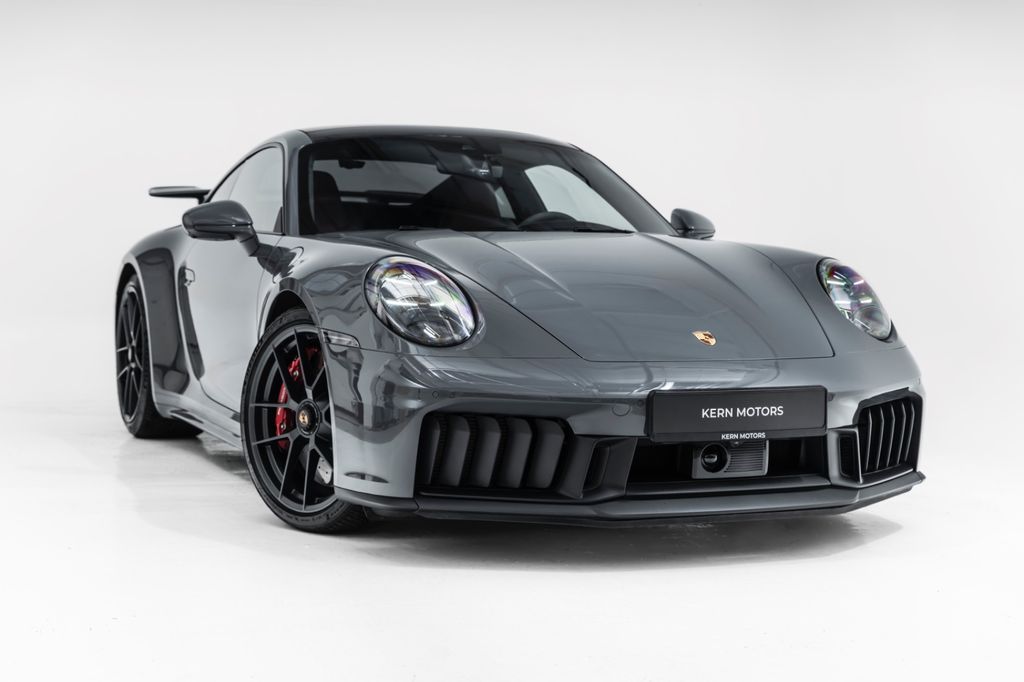 Porsche 992 2024