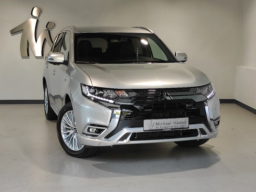 Mitsubishi Plug-in Hybrid Outlander 2020