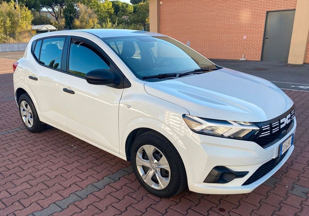 Dacia Sandero 2024
