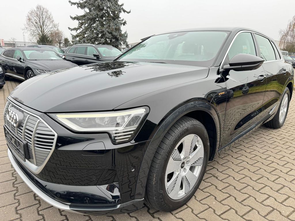 Audi e-tron 2022
