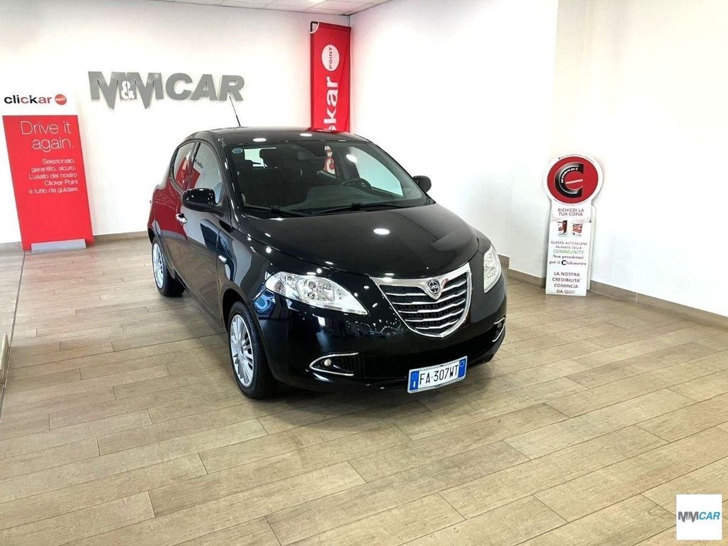 Lancia Ypsilon 2015