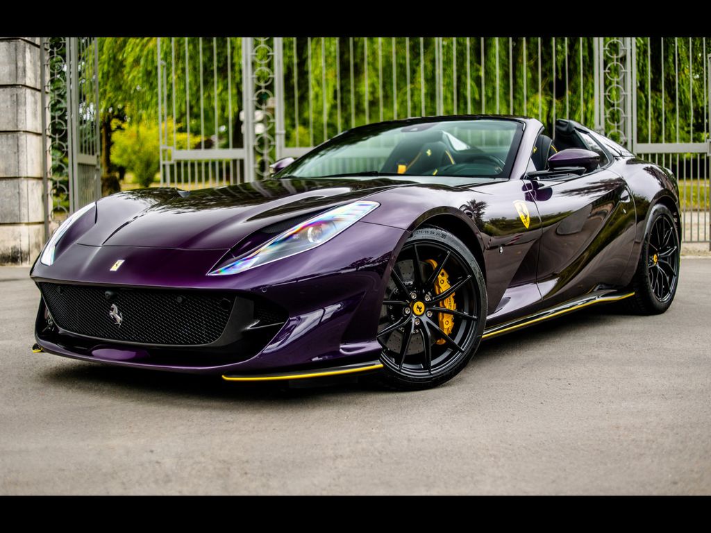 Ferrari 812 2023
