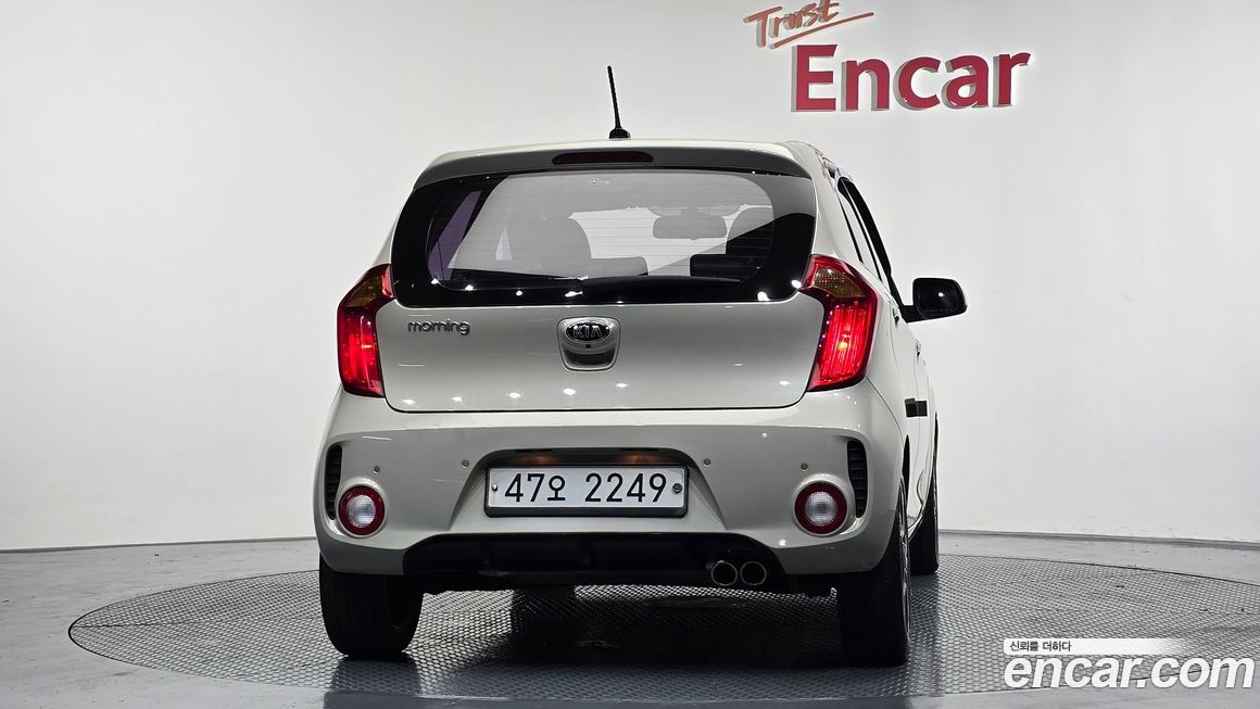 Kia morning 2016