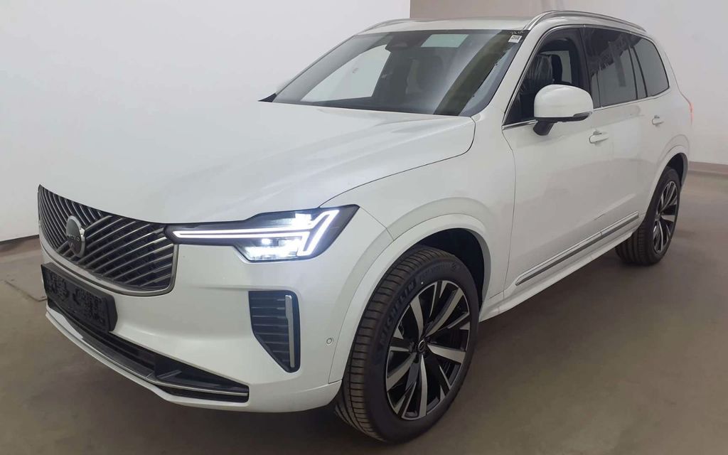 Volvo XC90 2025