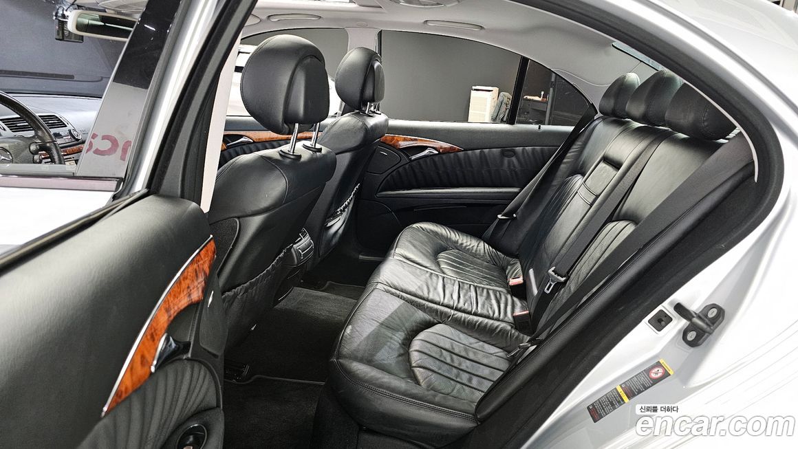 Mercedes-Benz E-Class 2008