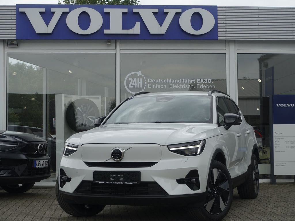 Volvo EX40 2025