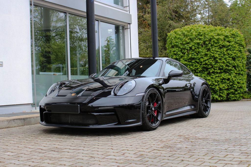 Porsche 992 2023
