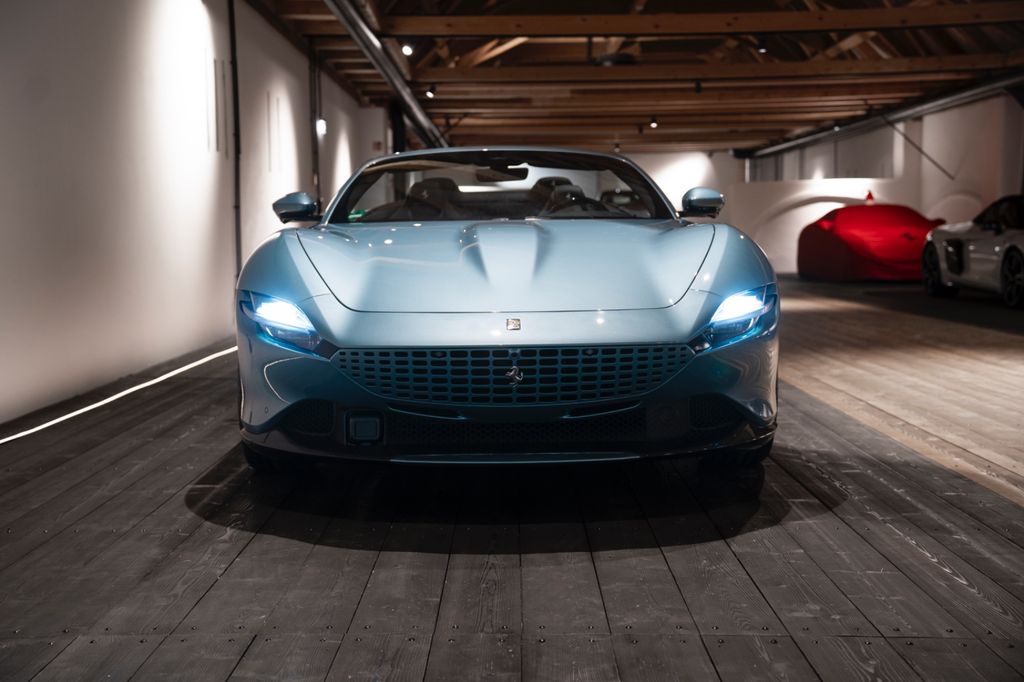 Ferrari Roma 2025
