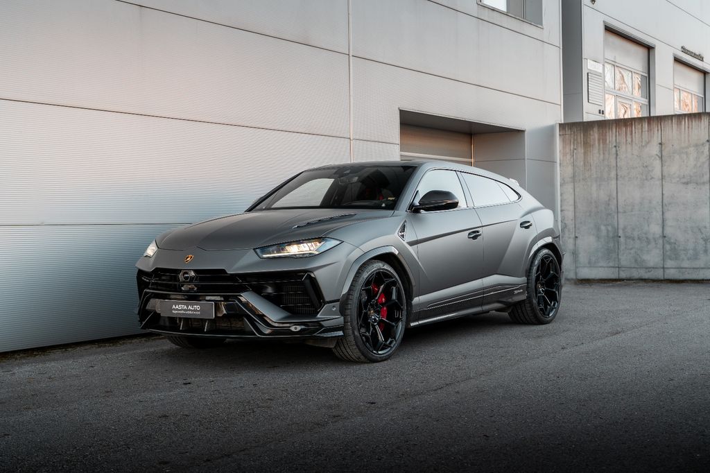 Lamborghini Urus 2023