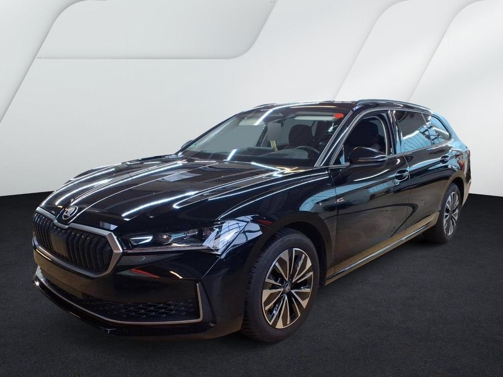 Skoda Superb 2025
