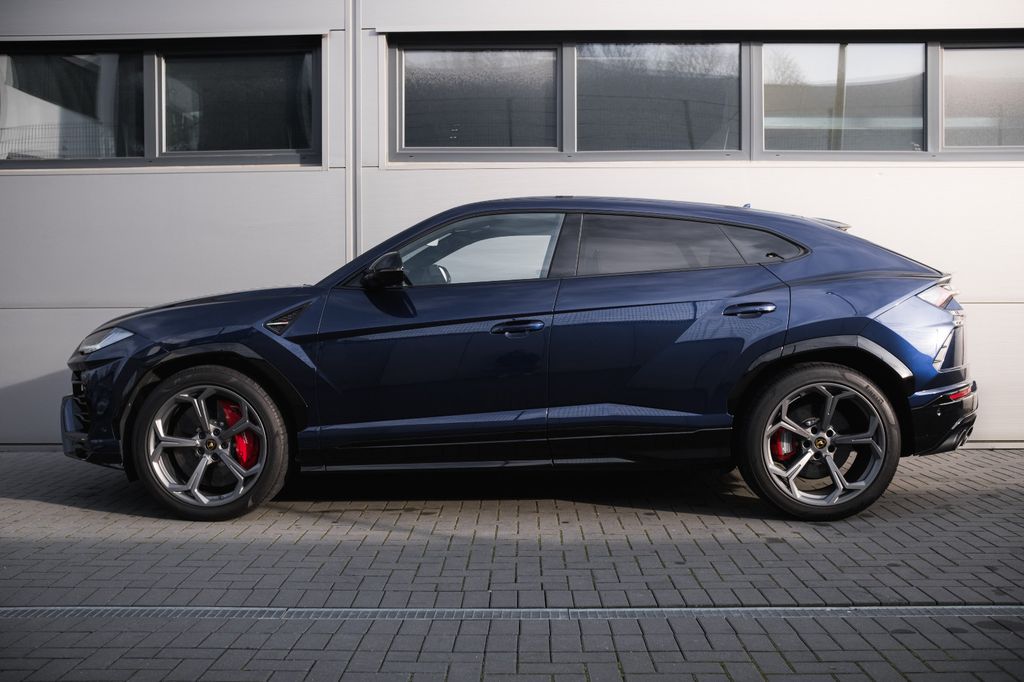 Lamborghini Urus 2021