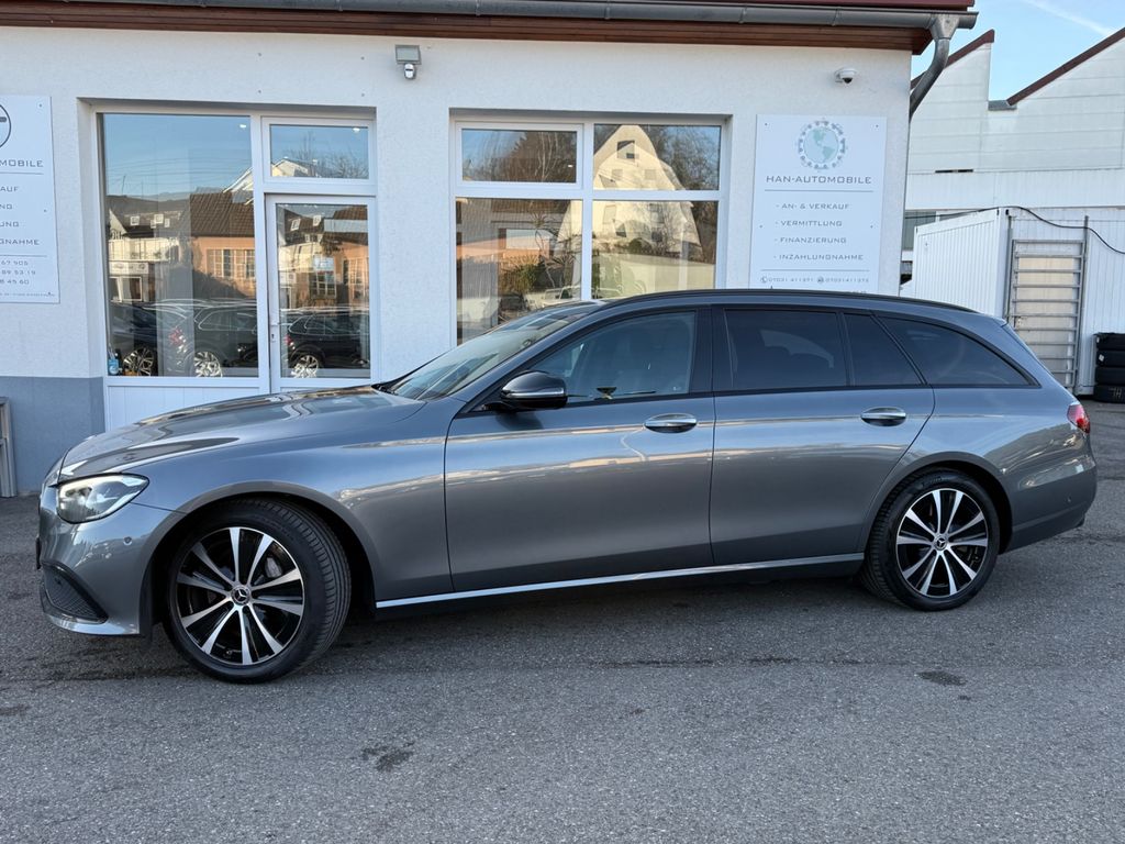 Mercedes-Benz E 300 2022