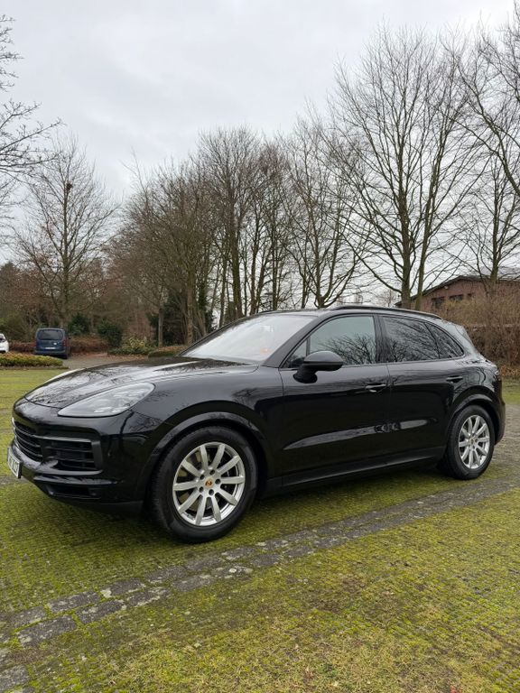 Porsche Cayenne 2021