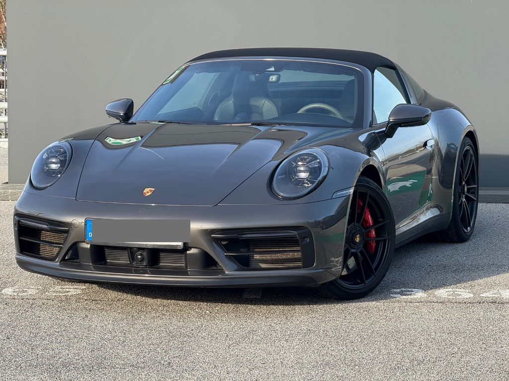 Porsche 992 2022
