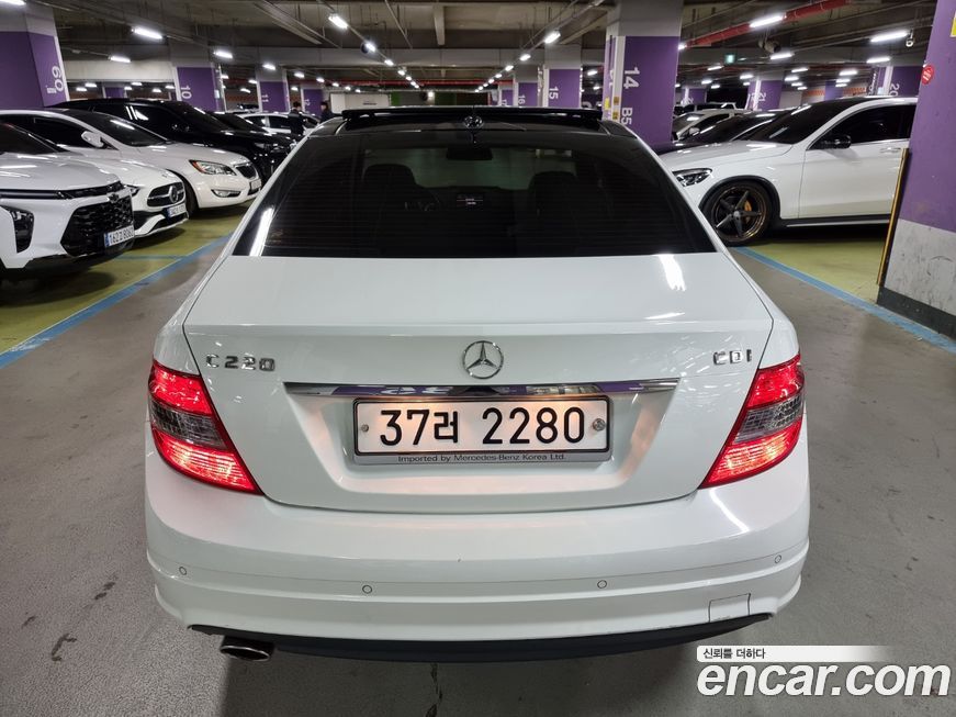 Mercedes-Benz C-Class 2010