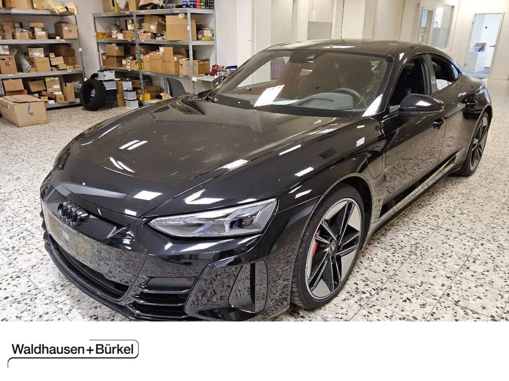 Audi e-tron 2022