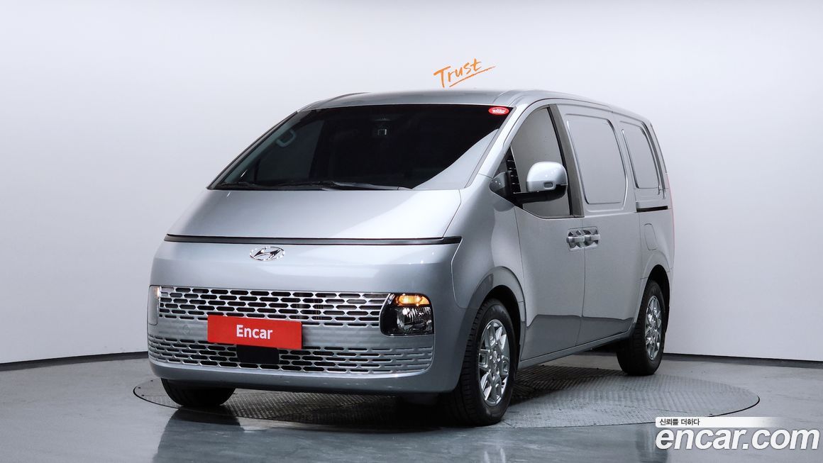 Hyundai Staria 2024
