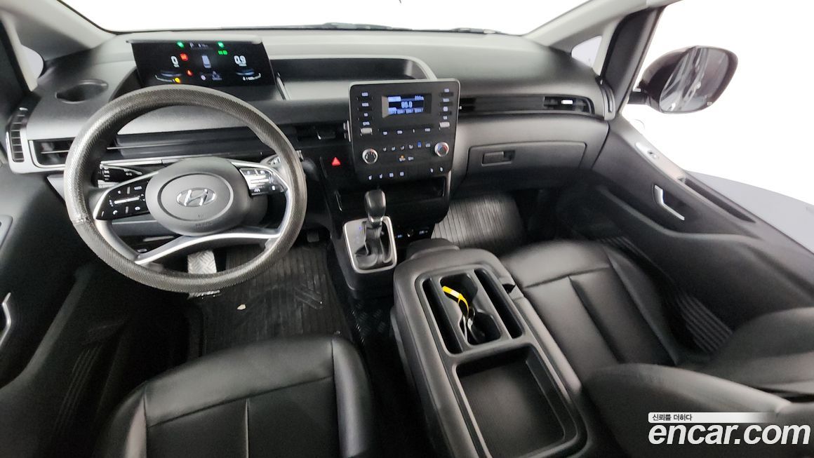 Hyundai Staria 2024