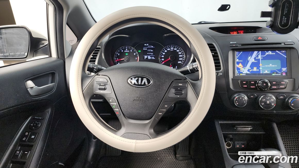 Kia K3 2015
