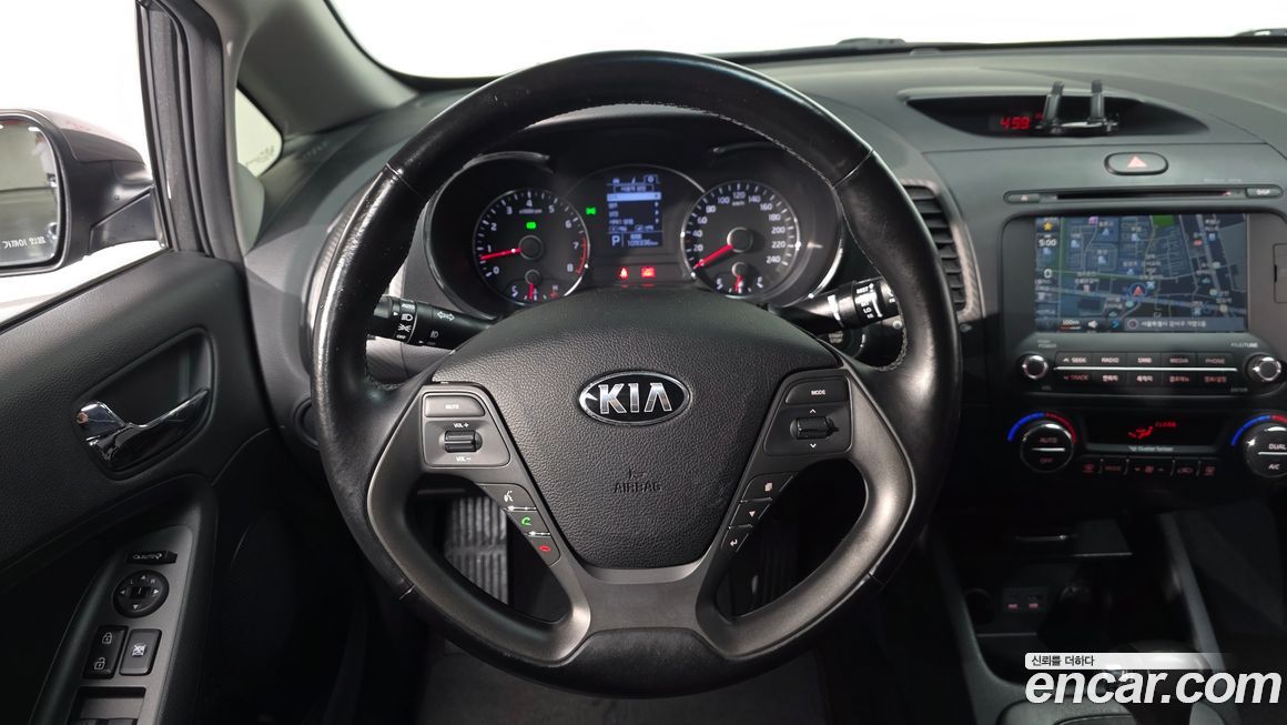 Kia K3 2013
