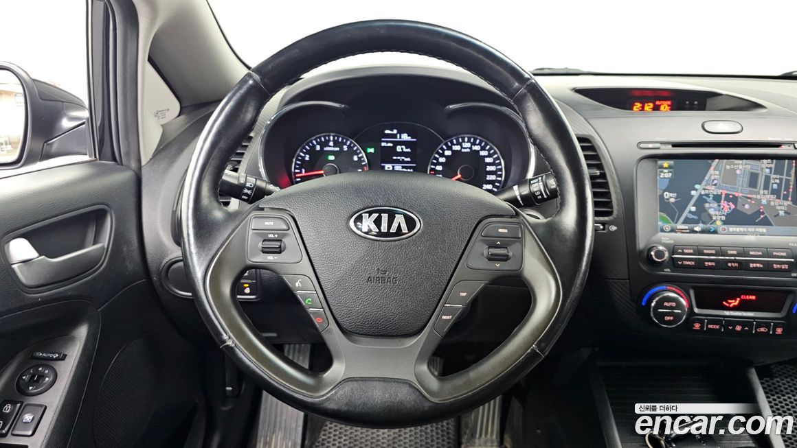 Kia K3 2015