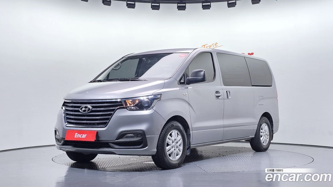 Hyundai Starex 2019