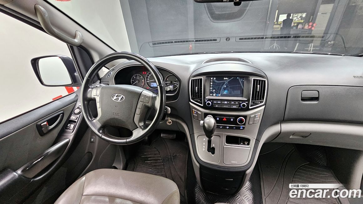 Hyundai Starex 2019