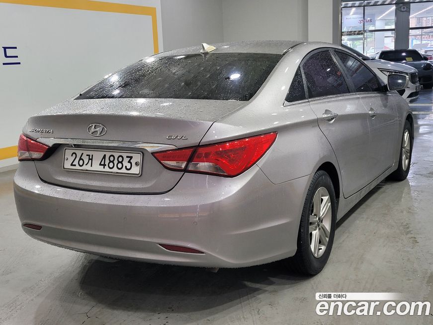 Hyundai Sonata 2013