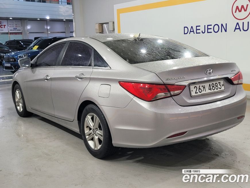 Hyundai Sonata 2013