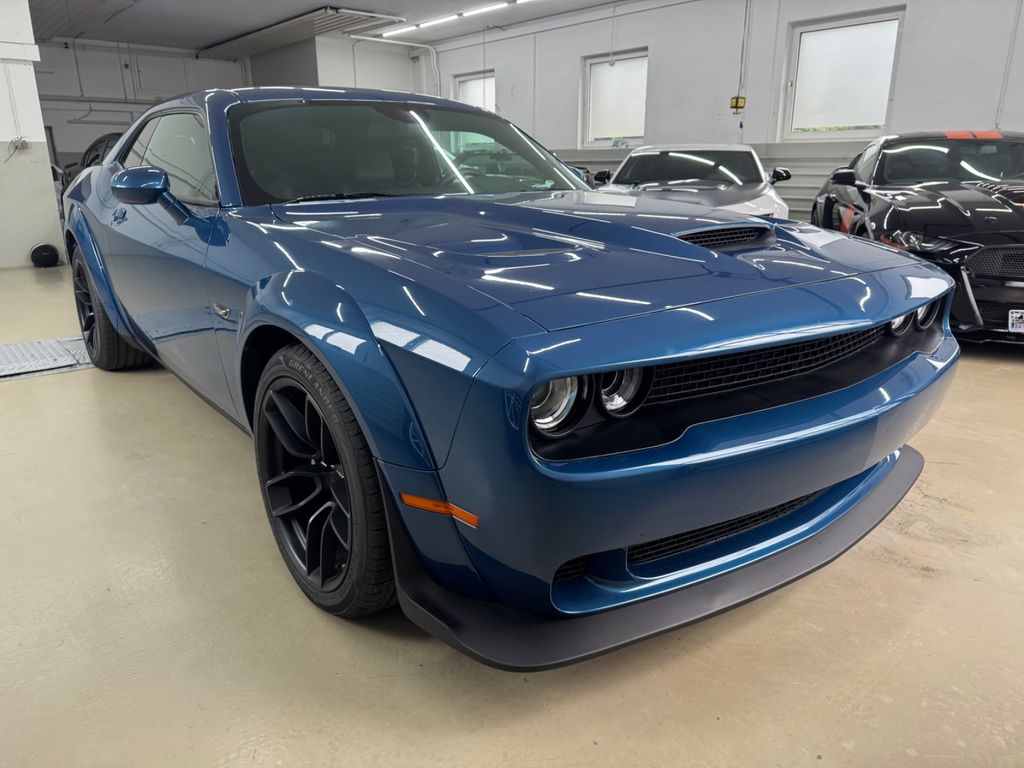 Dodge Challenger 2020