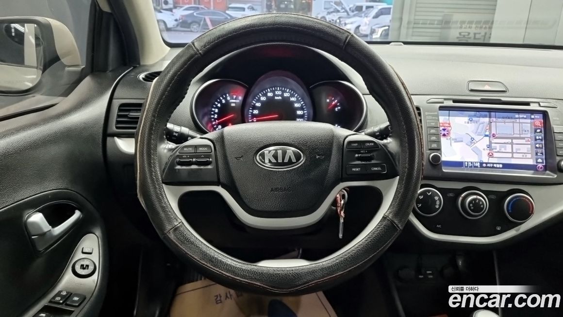 Kia morning 2016