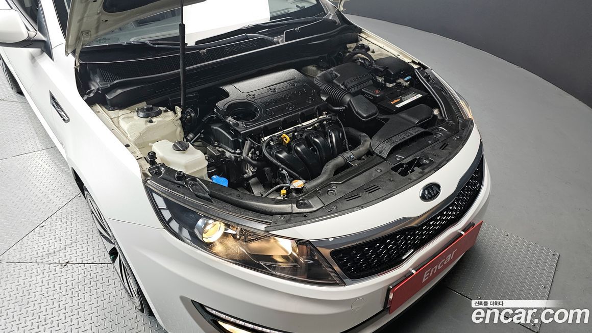 Kia K5 2011