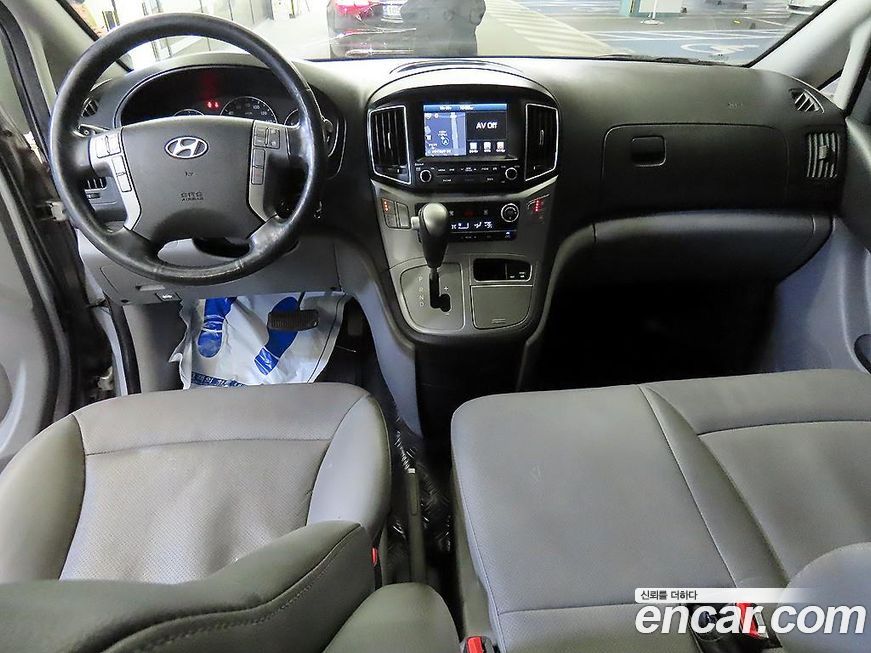 Hyundai Starex 2016